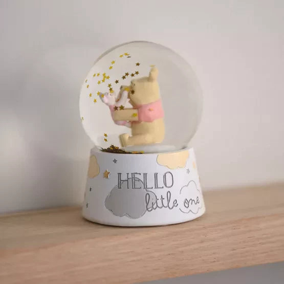 Winnie the Pooh &amp; Piglet Snow Globe